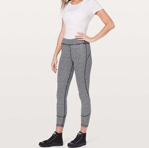 Lululemon In Movement 7/8 Tight *Everlux 25" Monochromic Black Sz 8